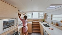 Cat FEEL SO GOOD -  Galley
